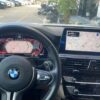 Cluster digital BMW F32 terpasang di posisi dashboard asli