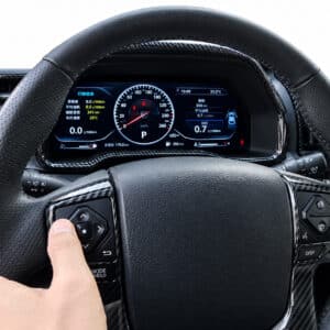 Kluster instrumen digital Toyota 4Runner terpasang